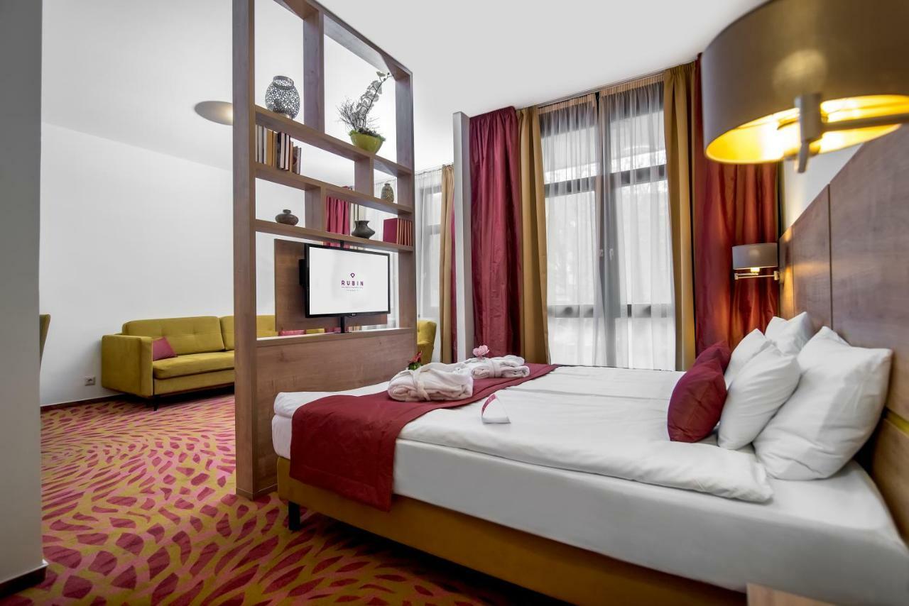 Deluxe Double or Twin Room Garden View