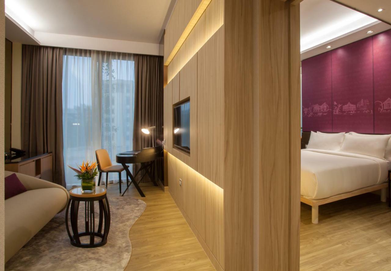 Privilege Suite, Lounge Access, Higher Floor, Free Minibar,1584719961:JPEG