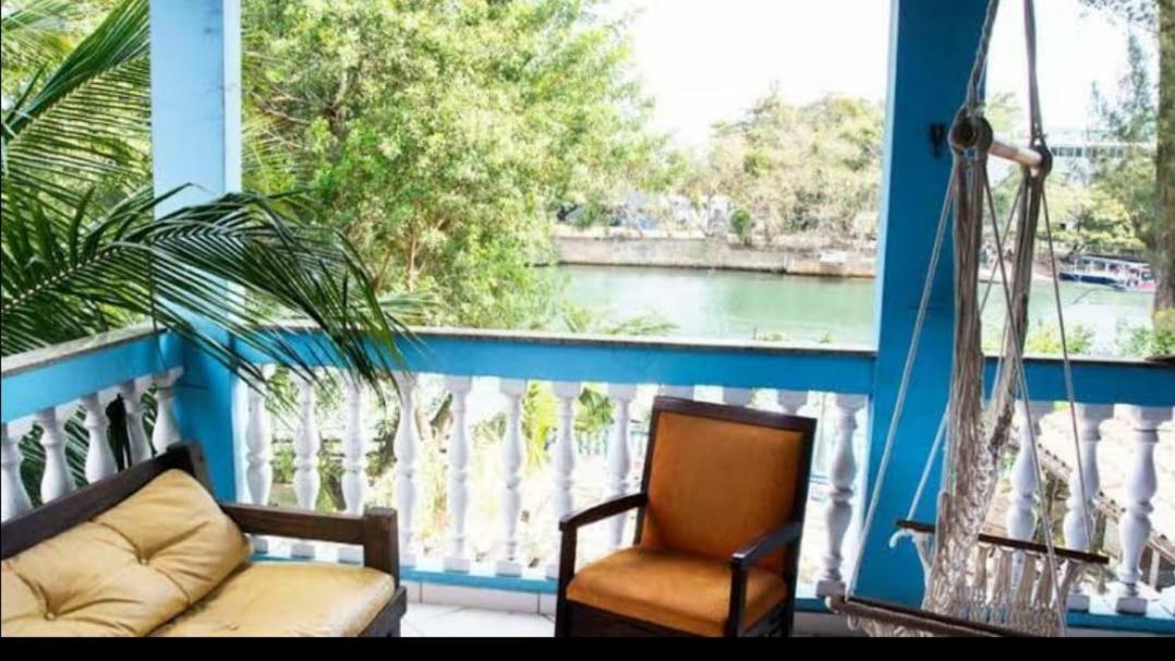 Suite Balcony