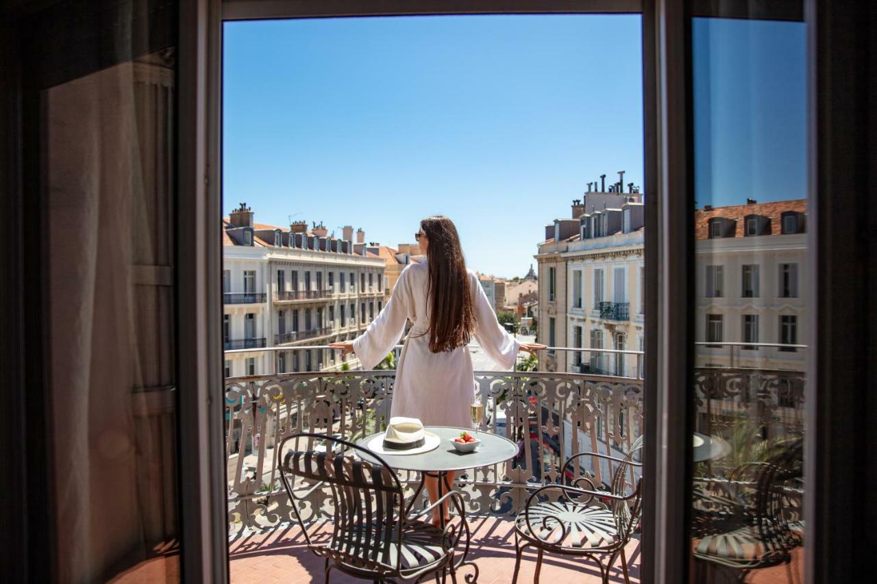 Rotunda Room Terrace Tasting