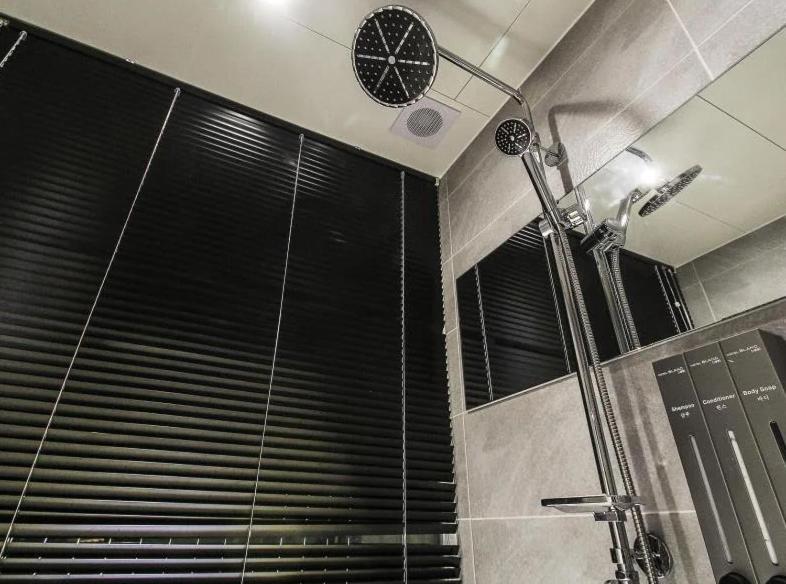 Deluxe Double Room,1242189304:JPEG