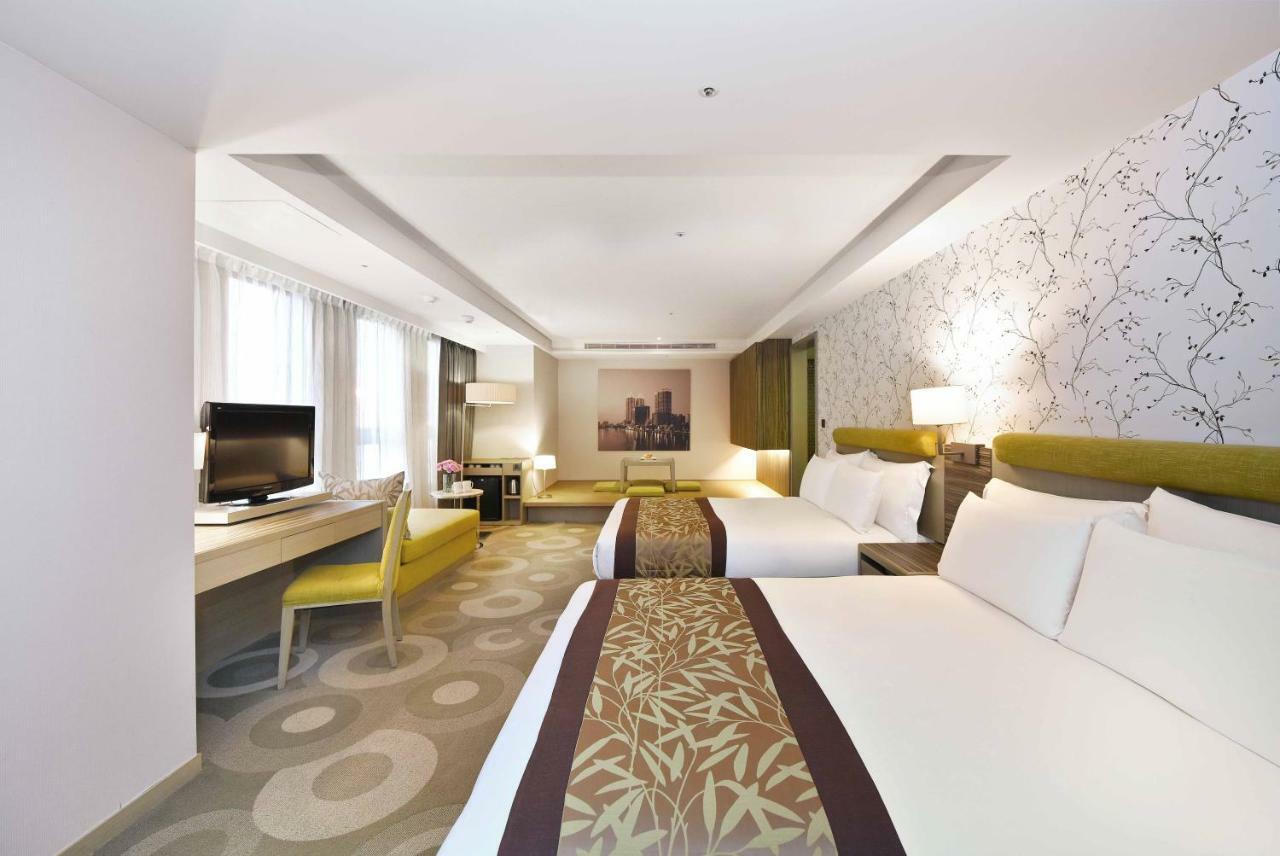 Deluxe Family Suite,831515411:JPEG