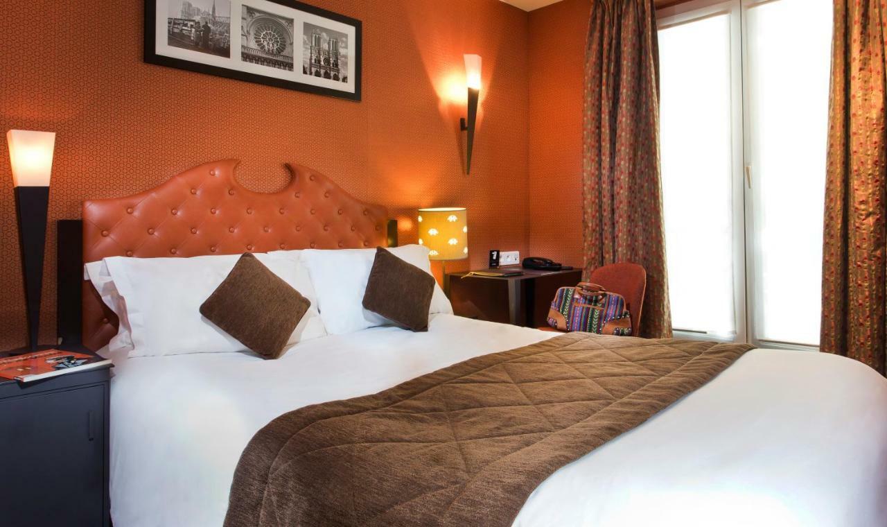 Camera Matrimoniale Superior con Terrazza