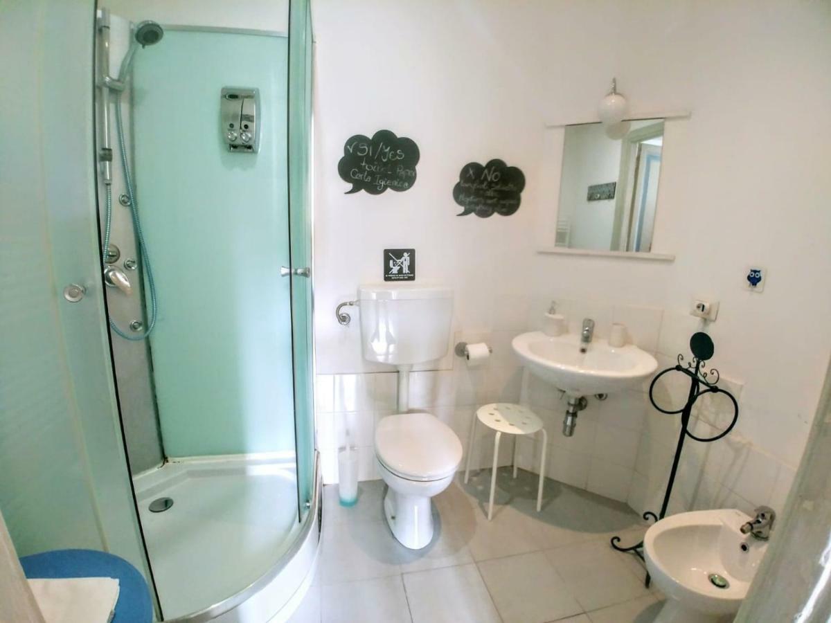 Double Room Private Bathroom