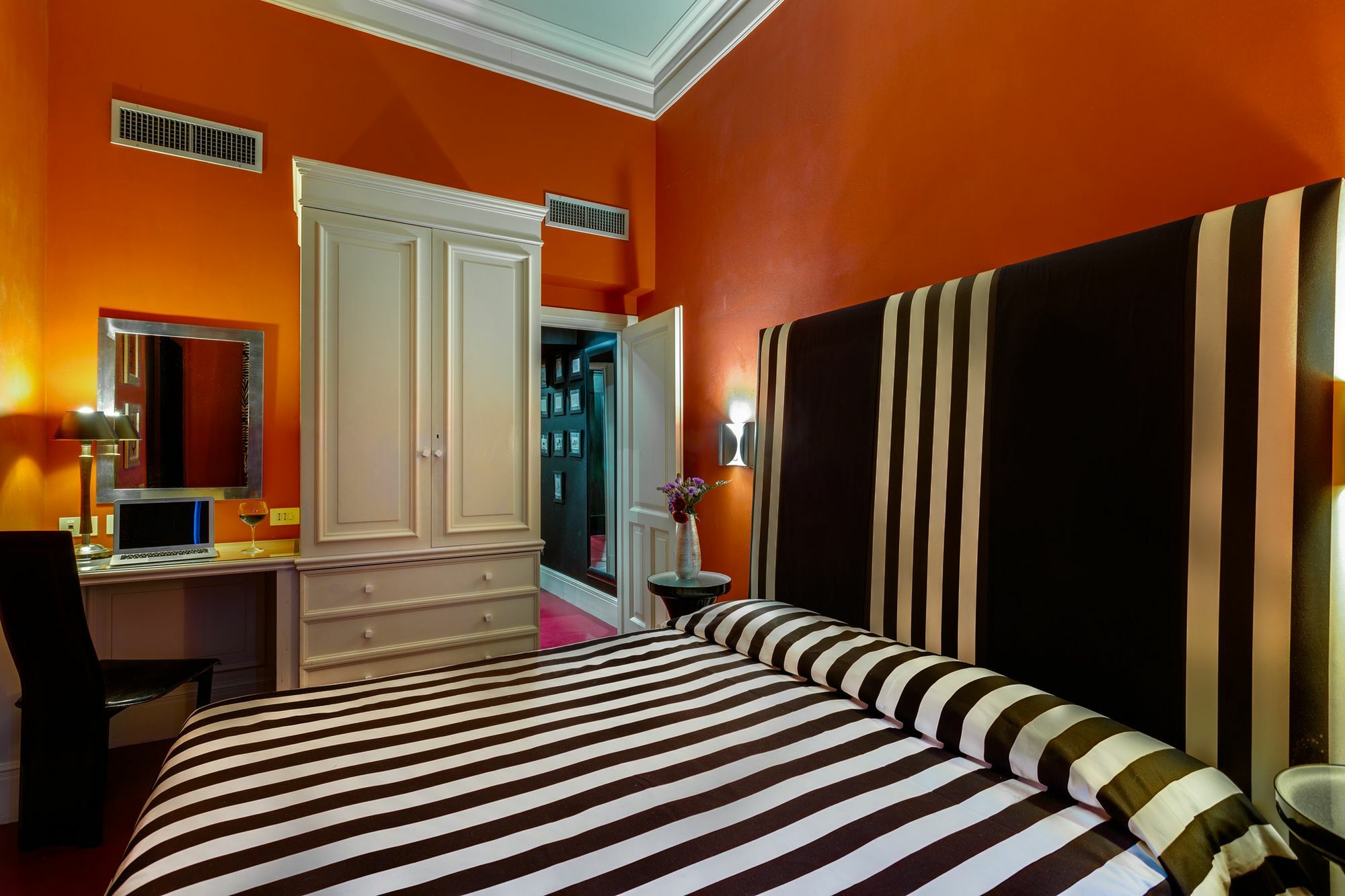 Superior Double Room Street View