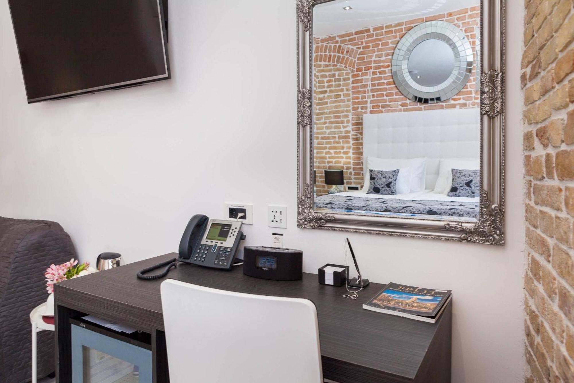 Luxury Twin Room