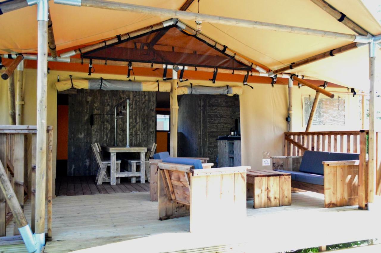 Deluxe Tent (6 Personen)