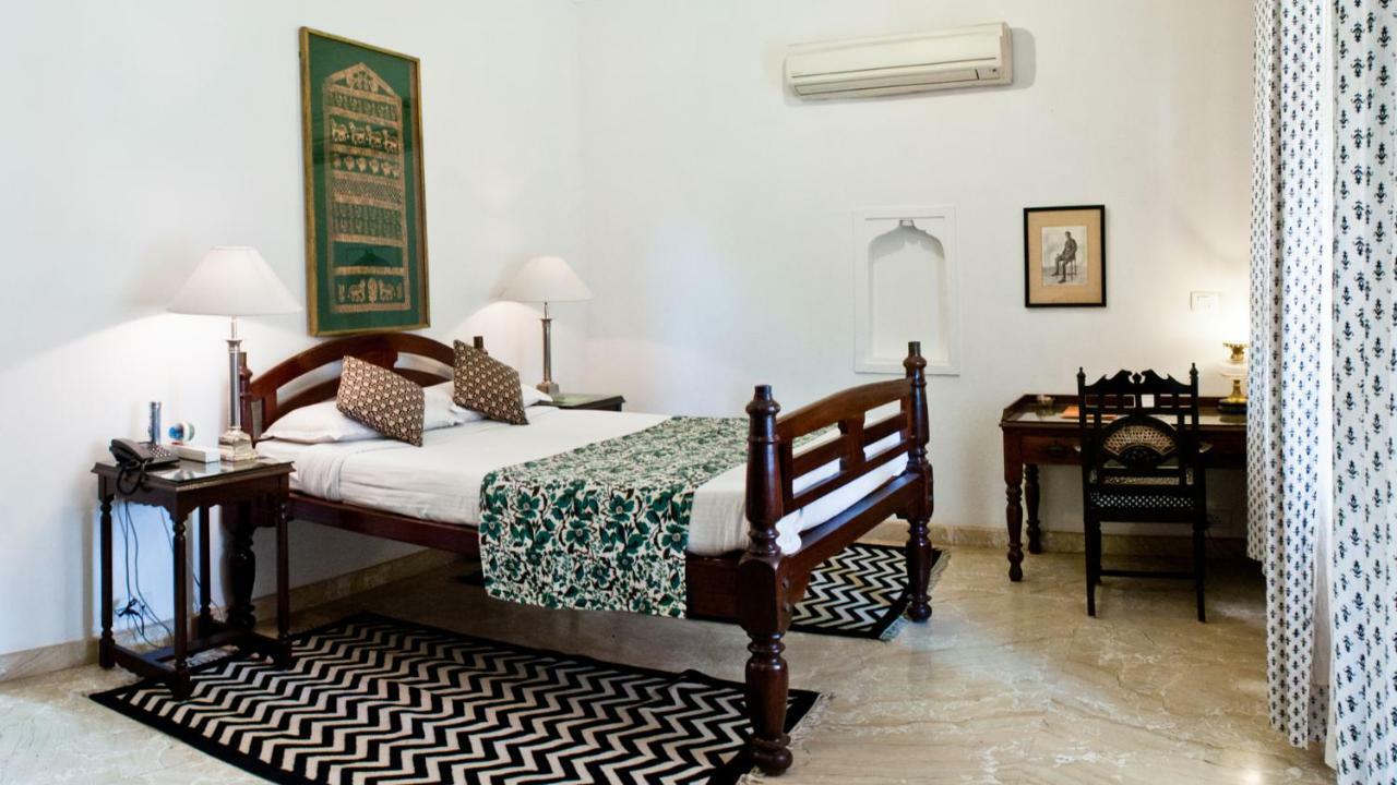 Heritage Old World Complimentary Evening Tea on Laundry Service