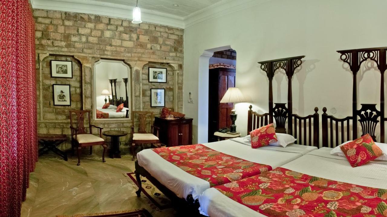 Heritage Old World Complimentary Evening Tea on Laundry Service