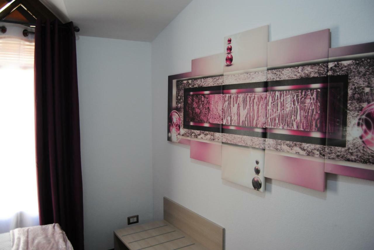 Double or Twin Room Private Bathroom