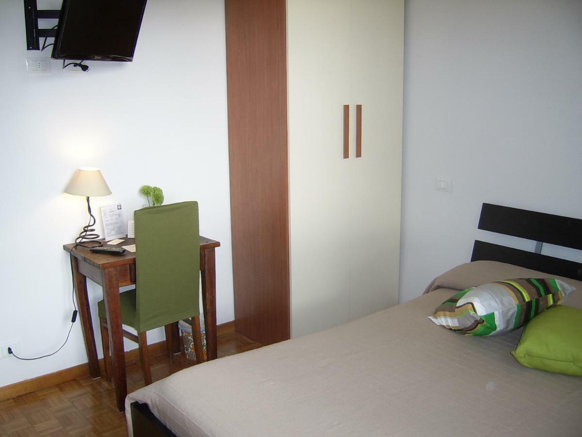 Double Room with Private Bathroom,851064383:JPEG