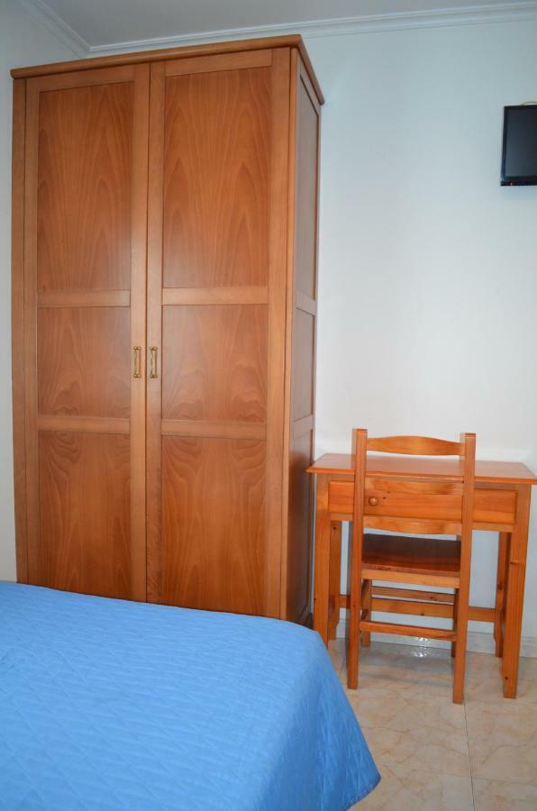 Single Room,851513468:JPEG