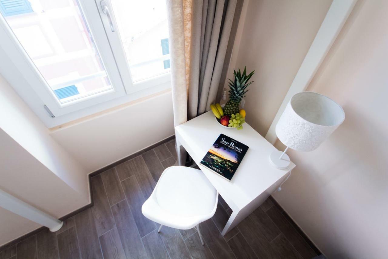 Family Room Private Bathroom