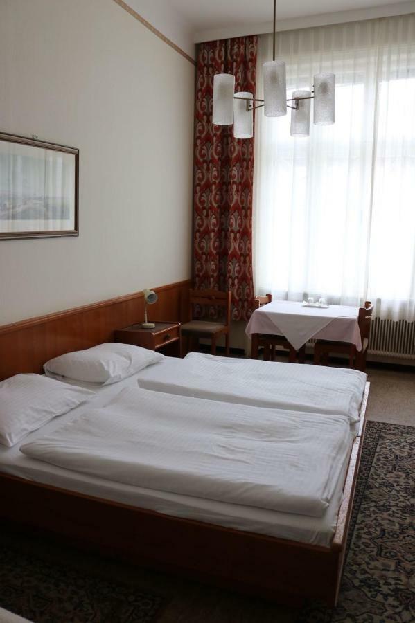 Double Room Shared Toilet