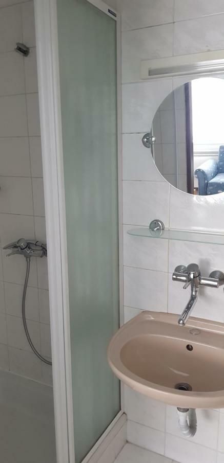 Kamer met Kingsize Bed en Balkon
