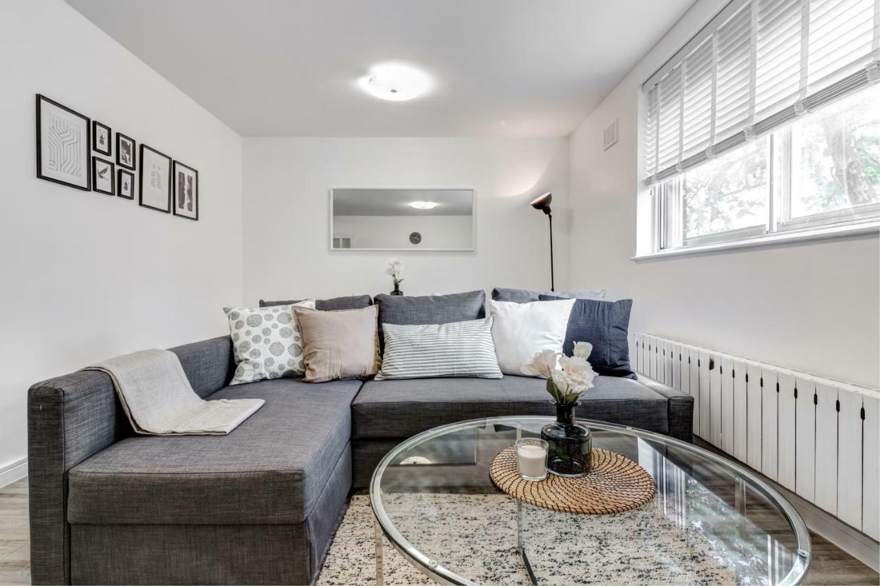 Two-Bedroom Apartment,903008230:JPEG