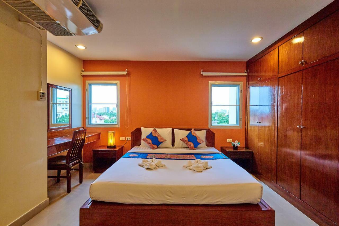One-Bedroom Apartment View