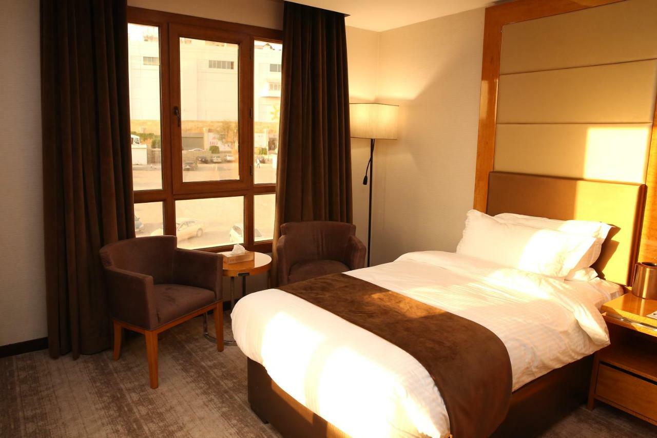 Superior Double or Twin Room,908948869:JPEG