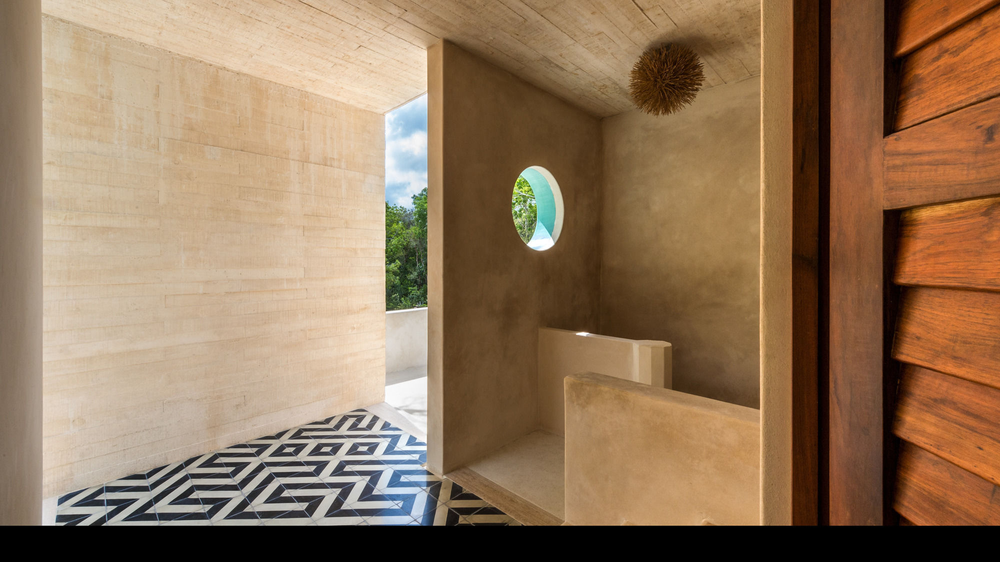 Hideaway Royal Suite