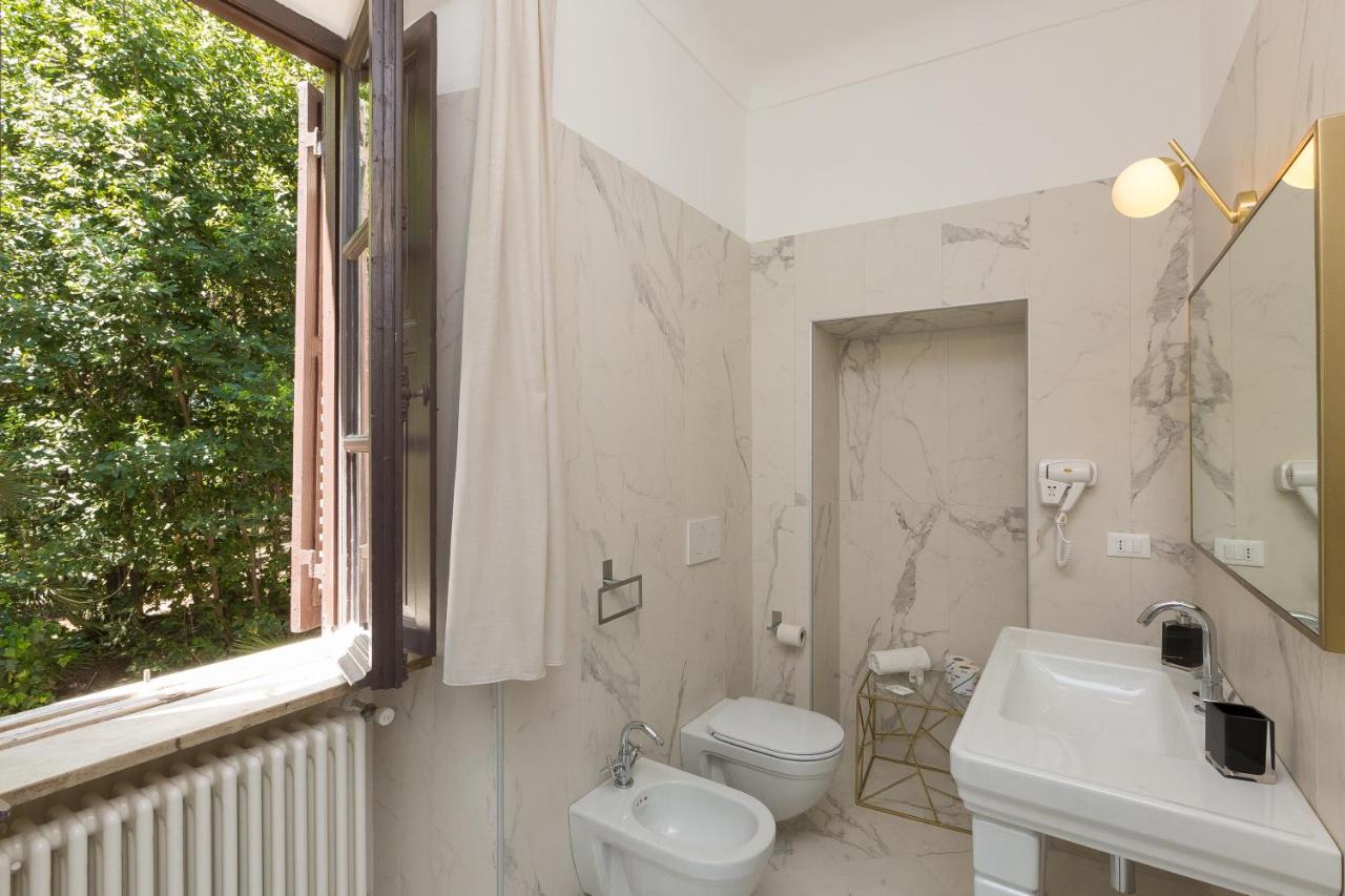 Deluxe Double or Twin Room Garden View