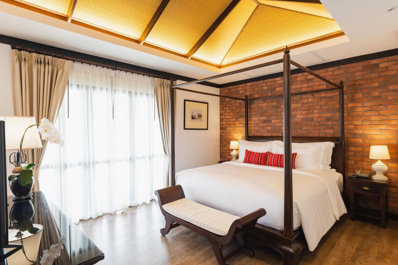 Lanna Signature Suite
