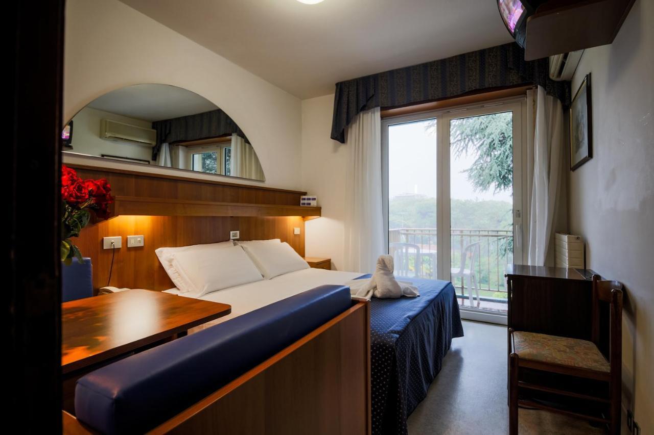 Deluxe Double or Twin Room Balcony
