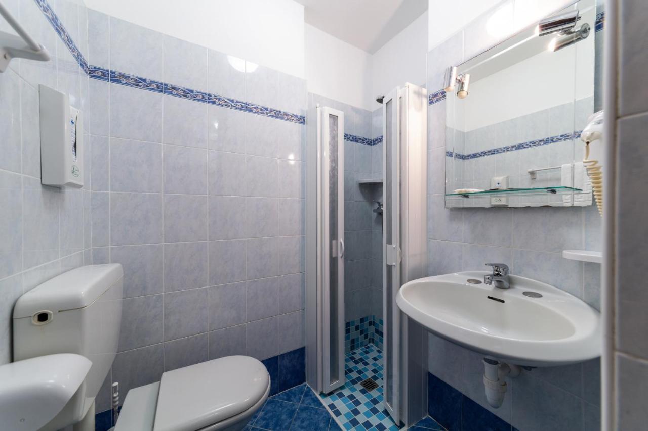 Deluxe Double or Twin Room Balcony