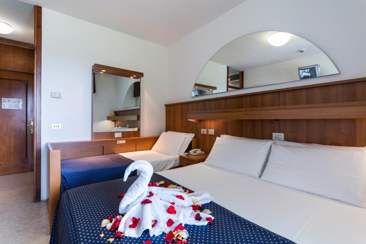 Deluxe Double or Twin Room Balcony