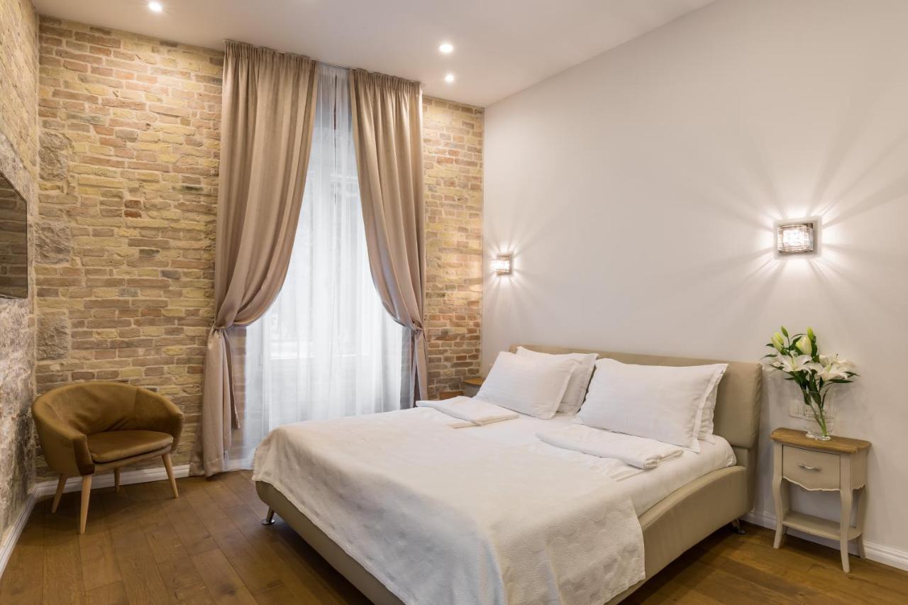 Deluxe Double Room Garden View