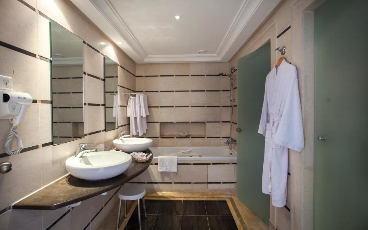 Junior Suite with Sea View