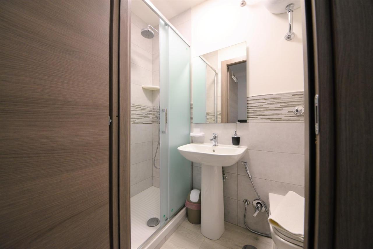 Triple Room,967852309:JPEG