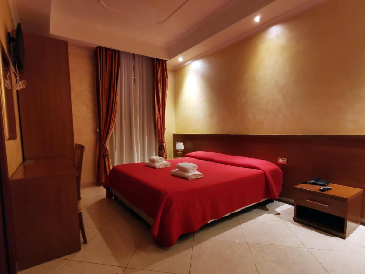 Double or Twin Room,969290164:JPEG