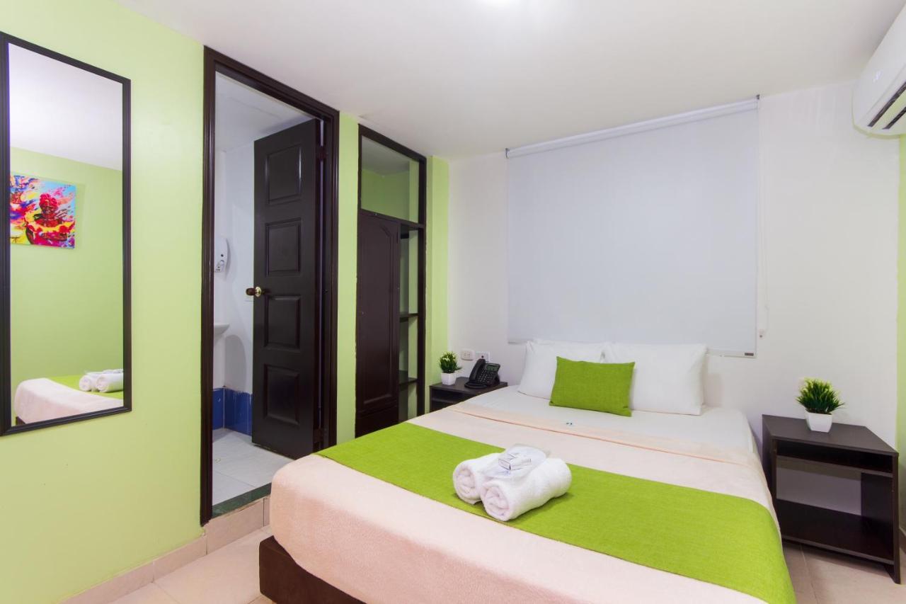 Standard Double Room,978761920:JPEG