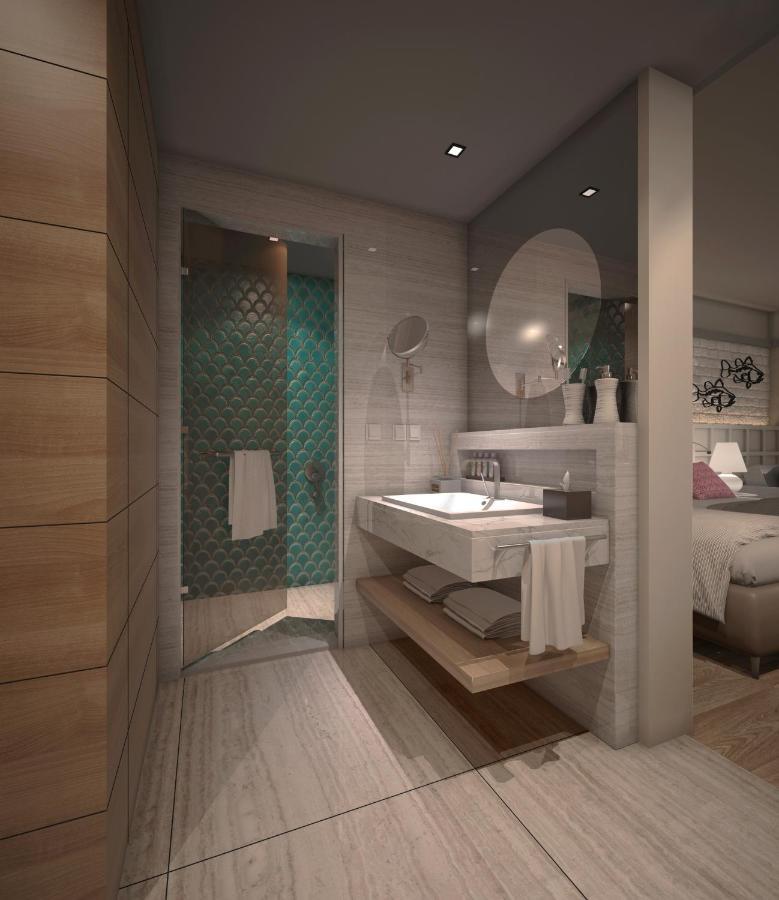 Chambre avec Accès Direct à la Piscine