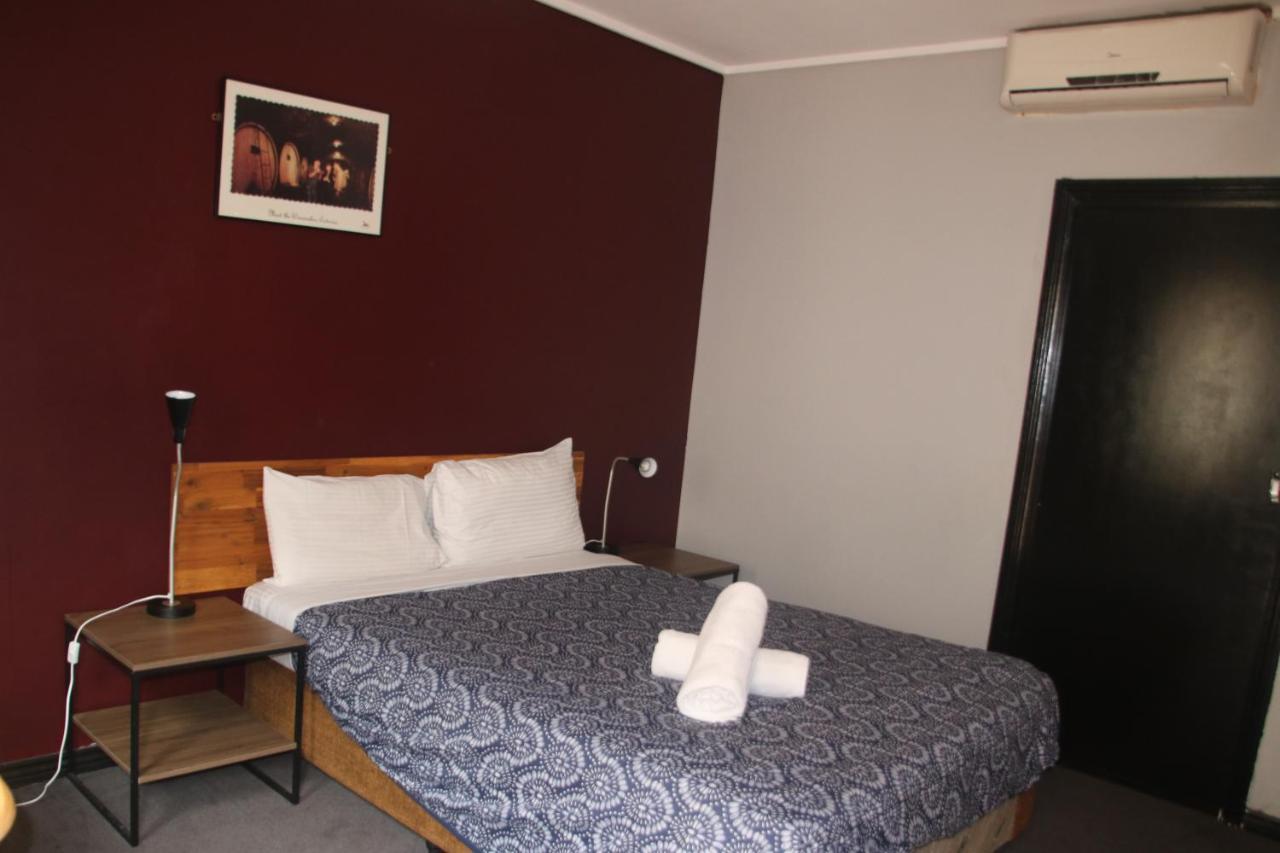 Queen Room