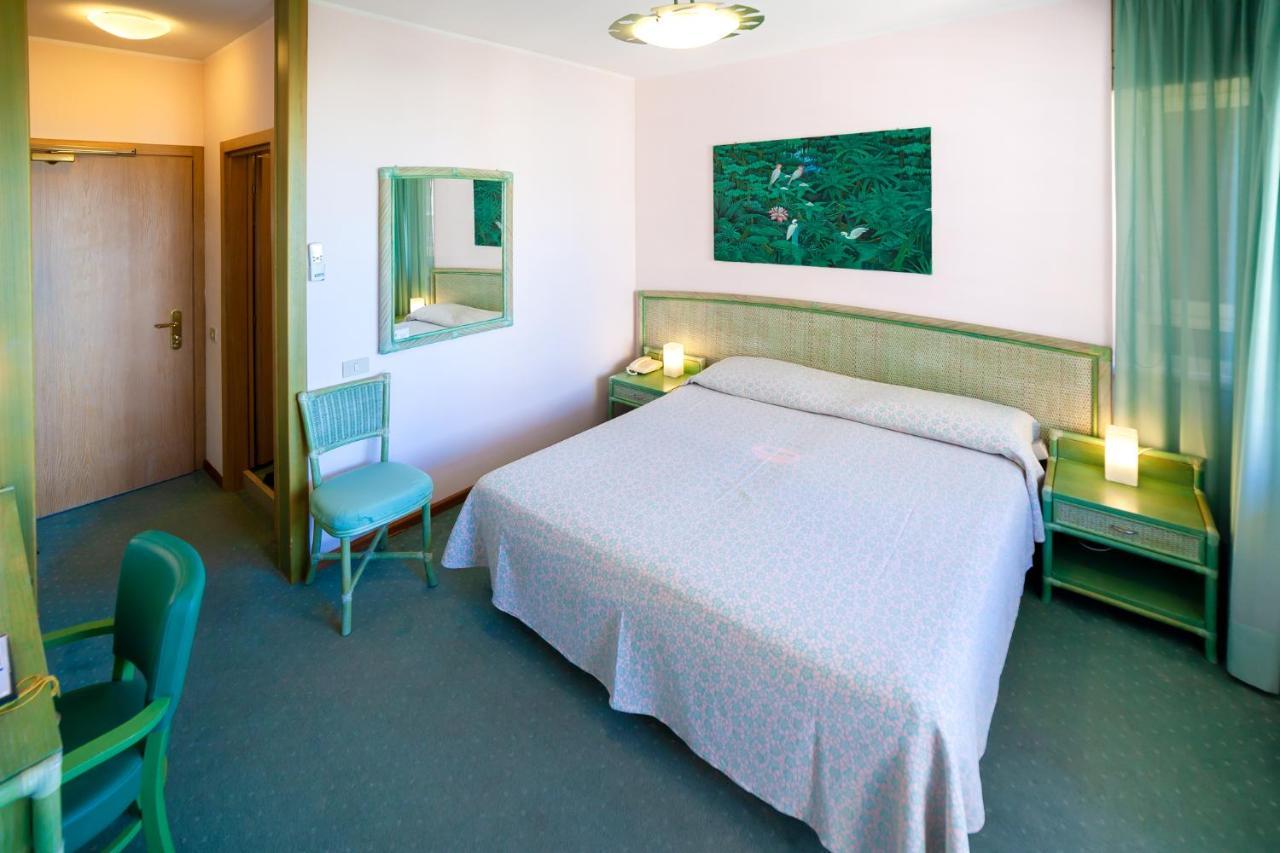 Chambre Double ou Lits Jumeaux