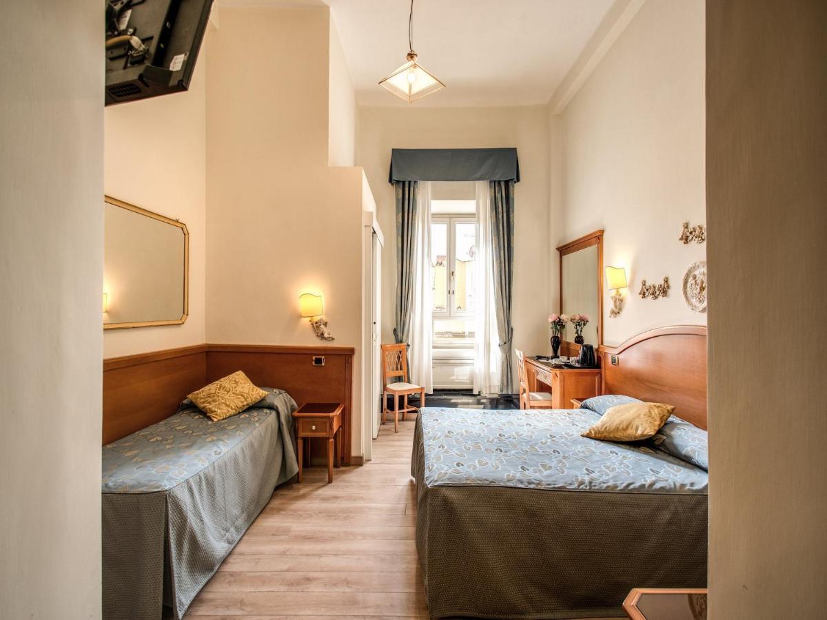 Triple Room,980430808:JPEG