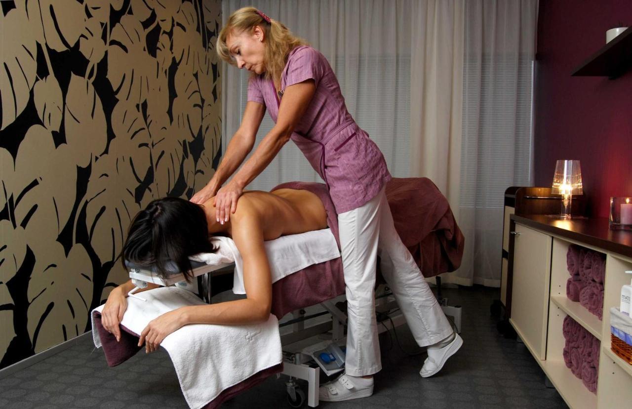 Twin Room Massage