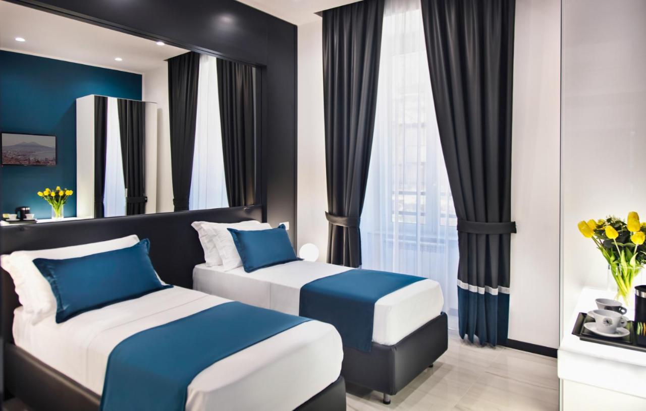 Deluxe Double or Twin Room,995536579:JPEG