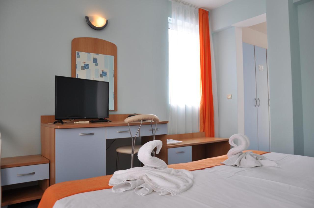 Double or Twin Room Balcony