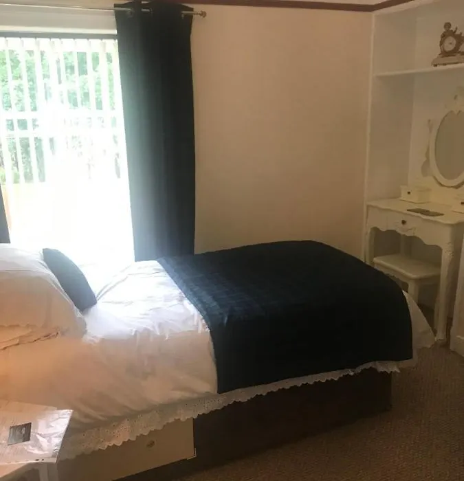 Cavell House-1