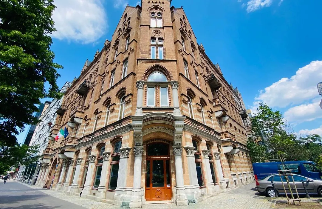Residence 1898-1