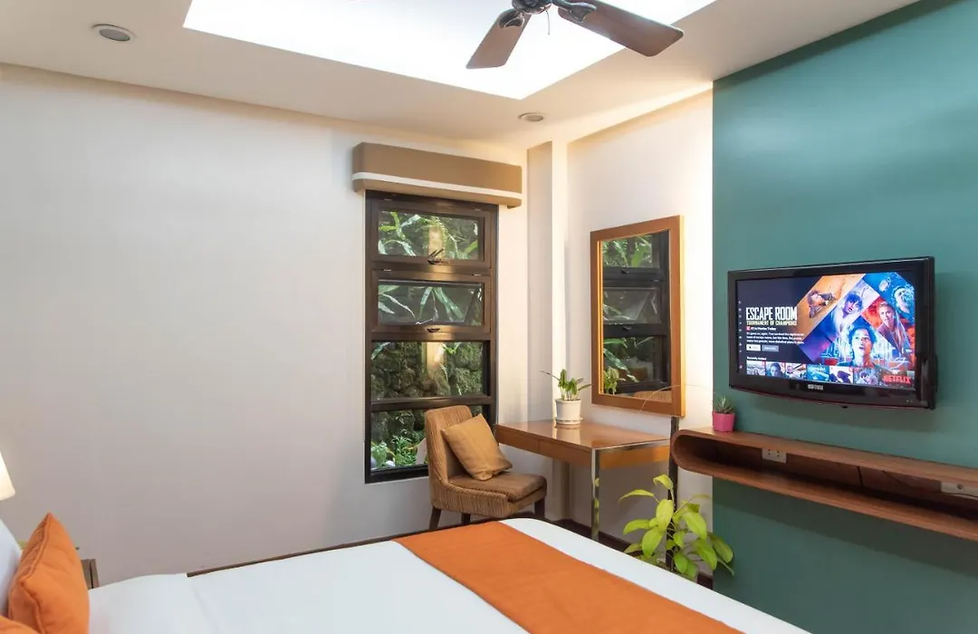 Giraffe Boutique Hotel-1