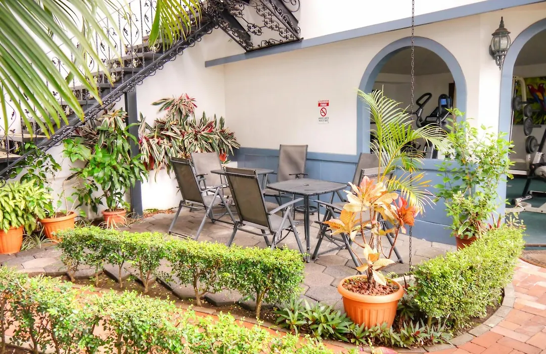 Hotel Santo Tomás-1