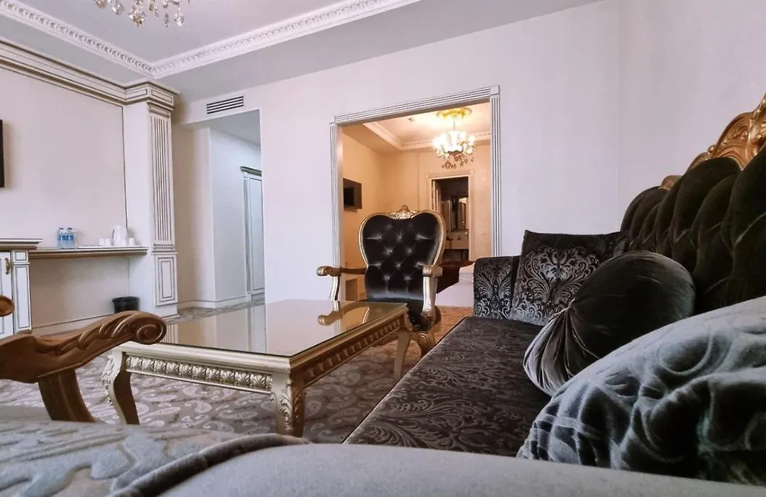 Opera Hotel-1