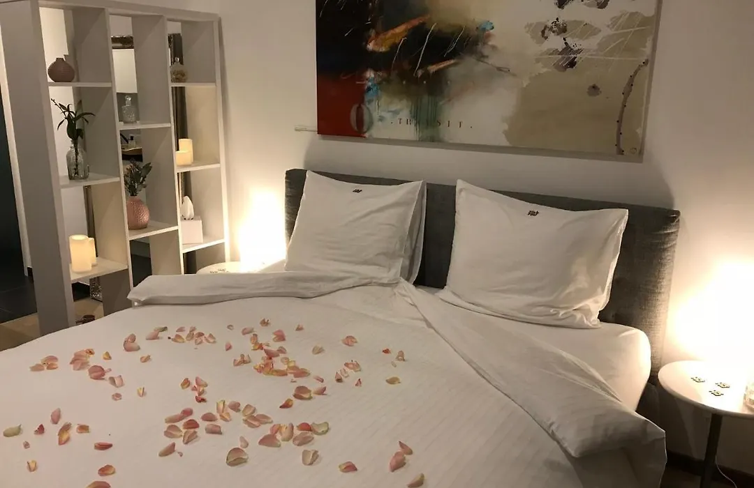 Antwerp Business Suites-1