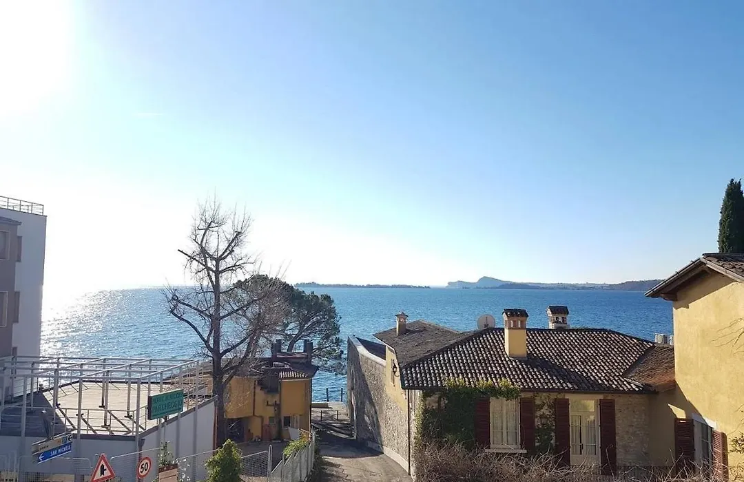 Bike Hotel Touring Gardone Riviera & Wellness-1