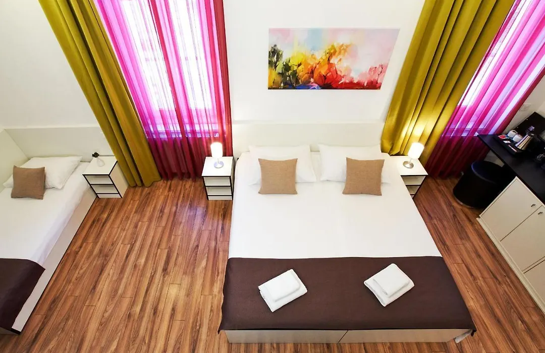 Art Hotel Like-1