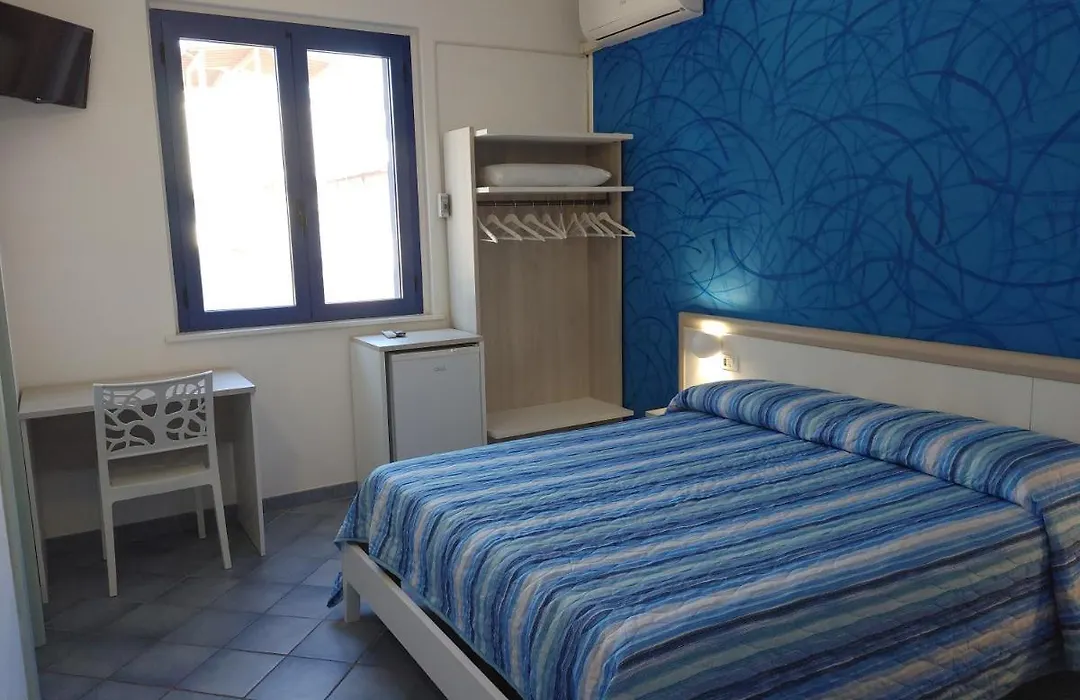 Bed&breakfast Delfino Blu-1