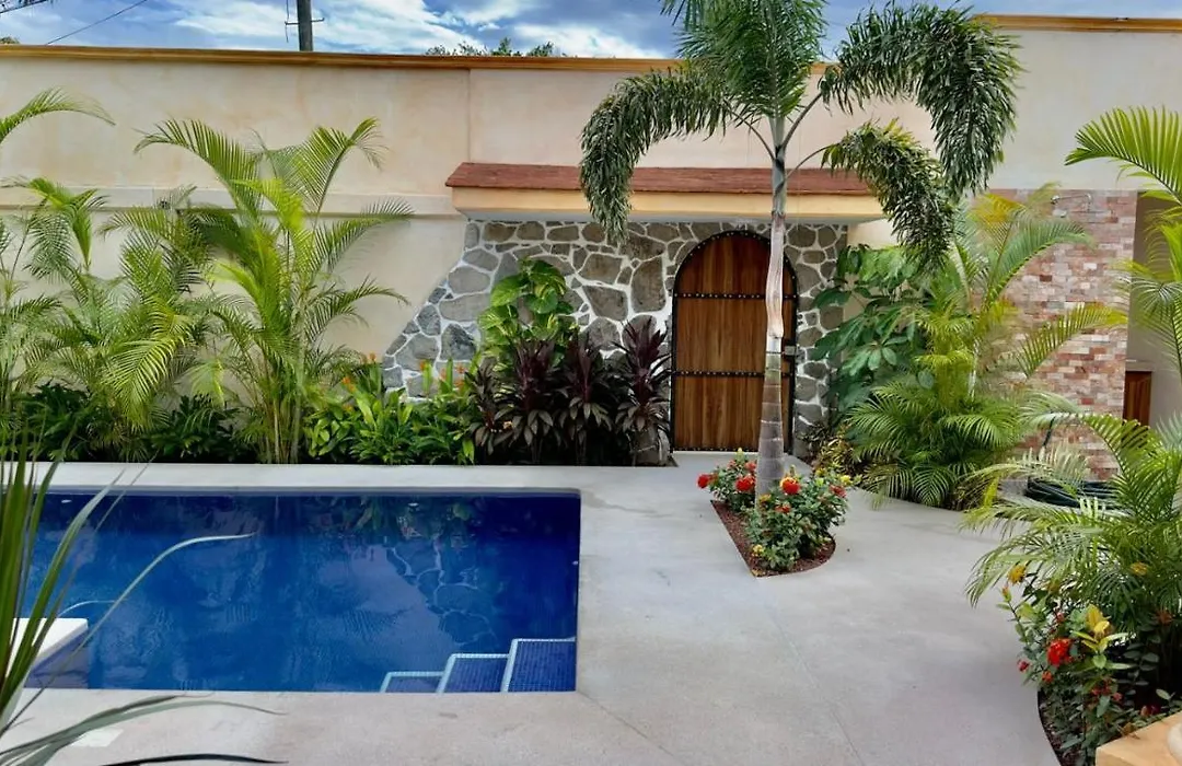 Casa Puerto Viejo-1